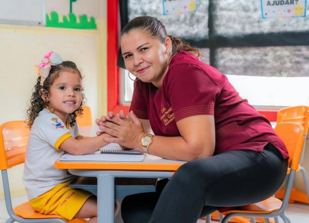 Servidores da educação municipal terão feriado prolongado após decisão do Prefeito Silvio Mendes